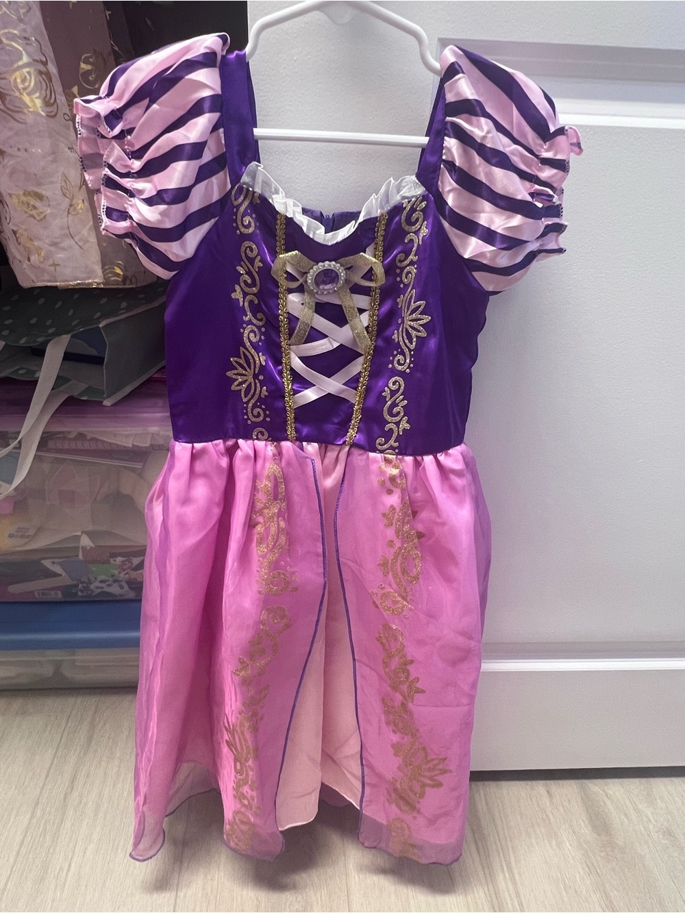 Rapunzel Dress - Picture 3 of 6